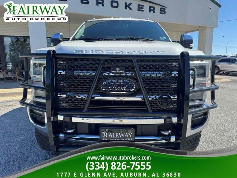 Used 2020 Ford F250 King Ranch w/ Chrome Package AWD/4WD image 3