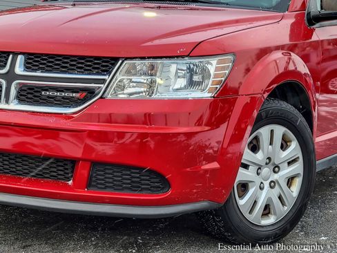 Used 2018 Dodge Journey SE image 31