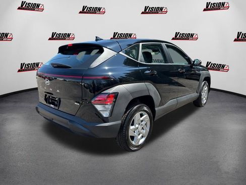 Certified 2025 Hyundai Kona SE AWD/4WD image 5