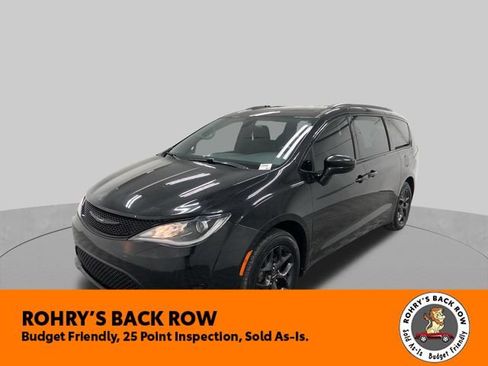 Used 2019 Chrysler Pacifica Touring-L w/ S Appearance Package FWD image 2
