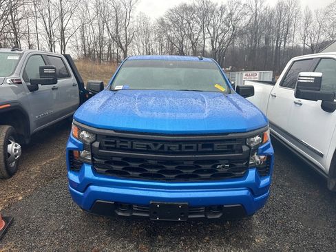 Used 2025 Chevrolet Silverado 1500 Custom w/ Turbomax Blackout Package image 2