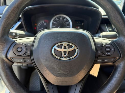 Used 2020 Toyota Corolla LE w/ Carpet Mat Package (TMS) FWD image 23