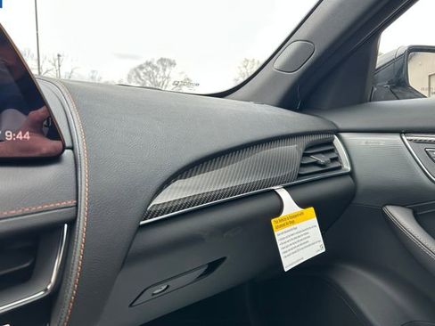 New 2026 Cadillac CT5 V w/ LPO, ONYX Package image 36