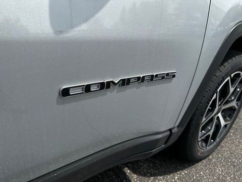 New 2025 Jeep Compass Limited image 14