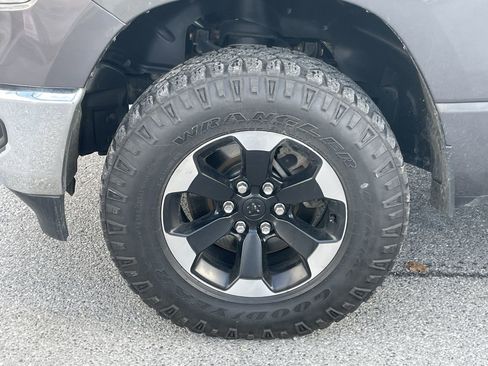 Used 2019 RAM 1500 Big Horn image 26