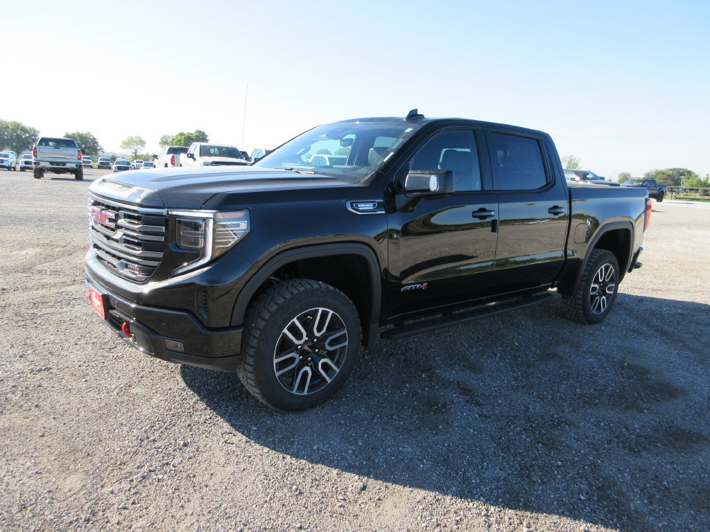 New 2026 GMC Sierra 1500 AT4 w/ AT4 Premium Package AWD/4WD image 10