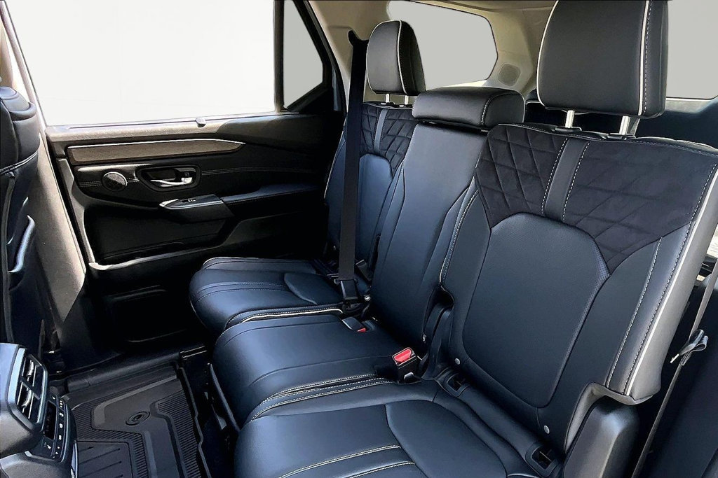 New 2026 Honda Pilot Elite image 12