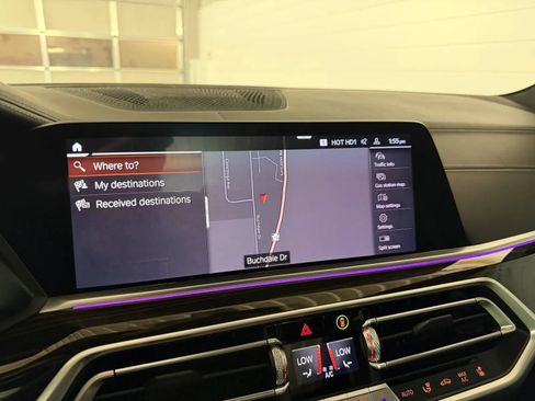 Used 2019 BMW X5 xDrive50i w/ M Sport Package AWD/4WD image 25