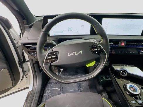 Certified 2023 Kia EV6 GT AWD/4WD image 11