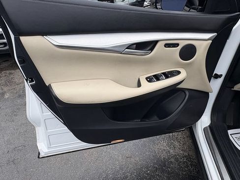 Used 2019 INFINITI QX50 Essential w/ Premium Heat Package AWD/4WD image 24