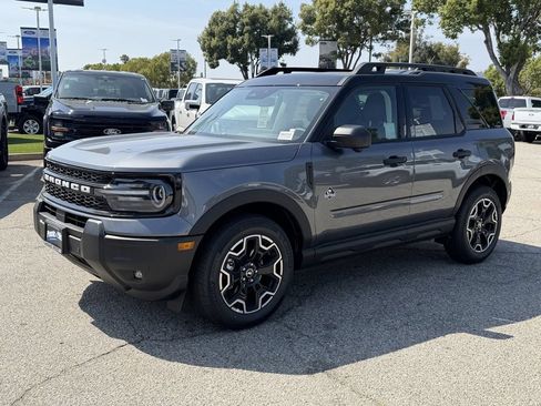 Used 2026 Ford Bronco Sport Outer Banks w/ Outer Banks Tech Package+ AWD/4WD image 3