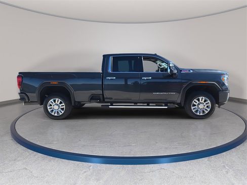 Used 2023 GMC Sierra 3500 Denali image 5