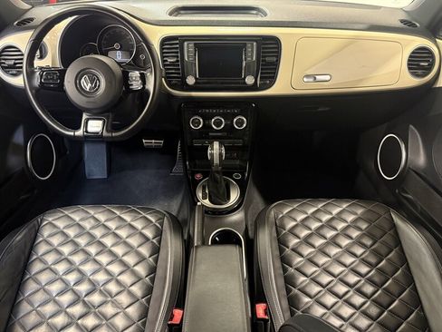 Used 2019 Volkswagen Beetle 2.0T Final Edition SEL FWD image 16