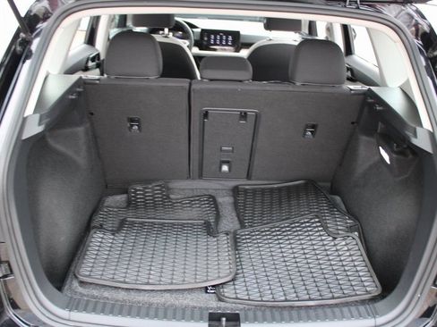 Certified 2025 Volkswagen Taos S image 27