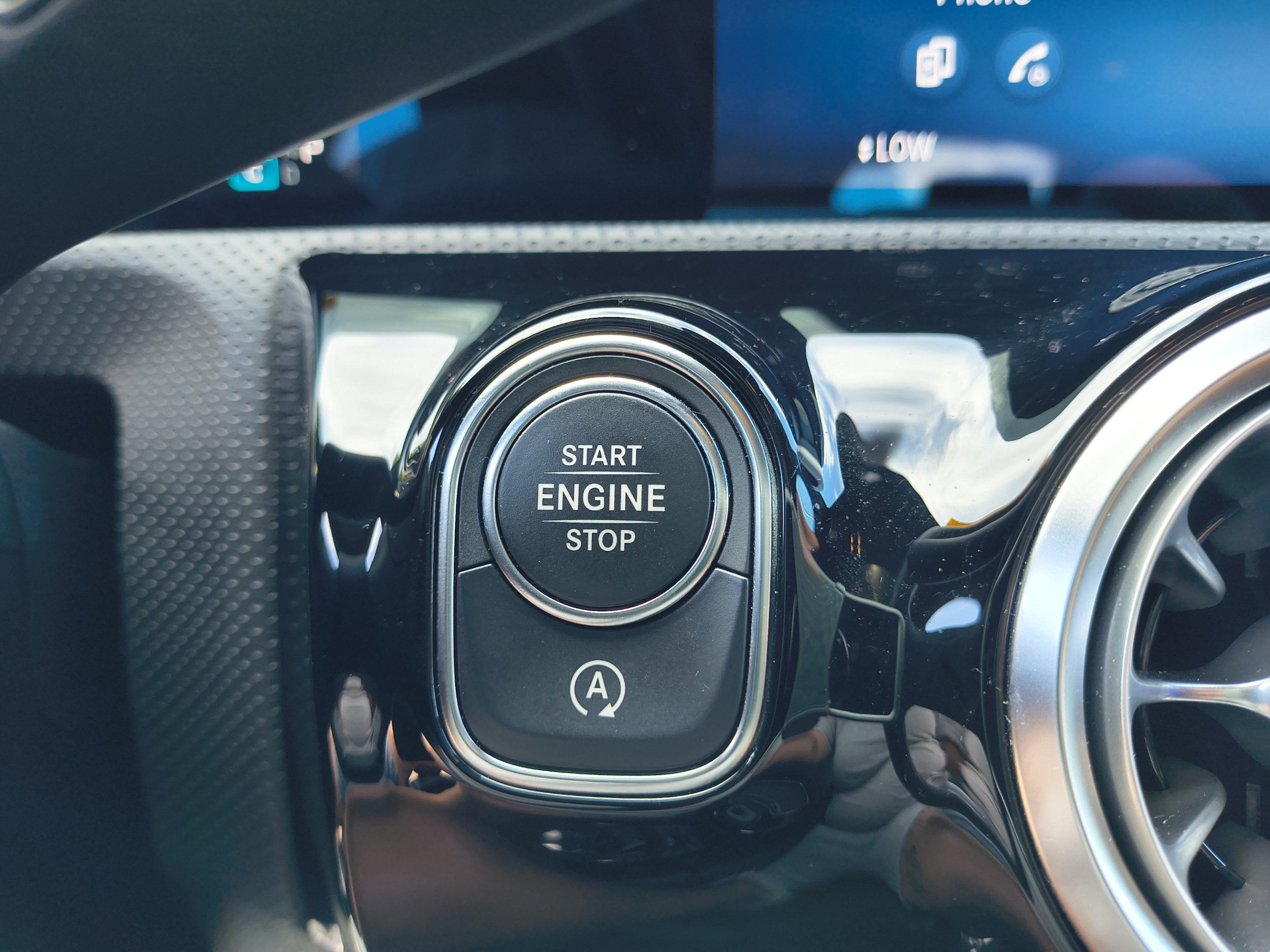 Used 2024 Mercedes-Benz CLA 250 image 32