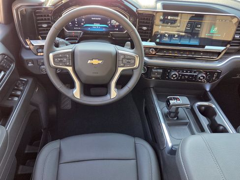 New 2026 Chevrolet Silverado 1500 LTZ w/ LTZ Premium Package AWD/4WD image 17