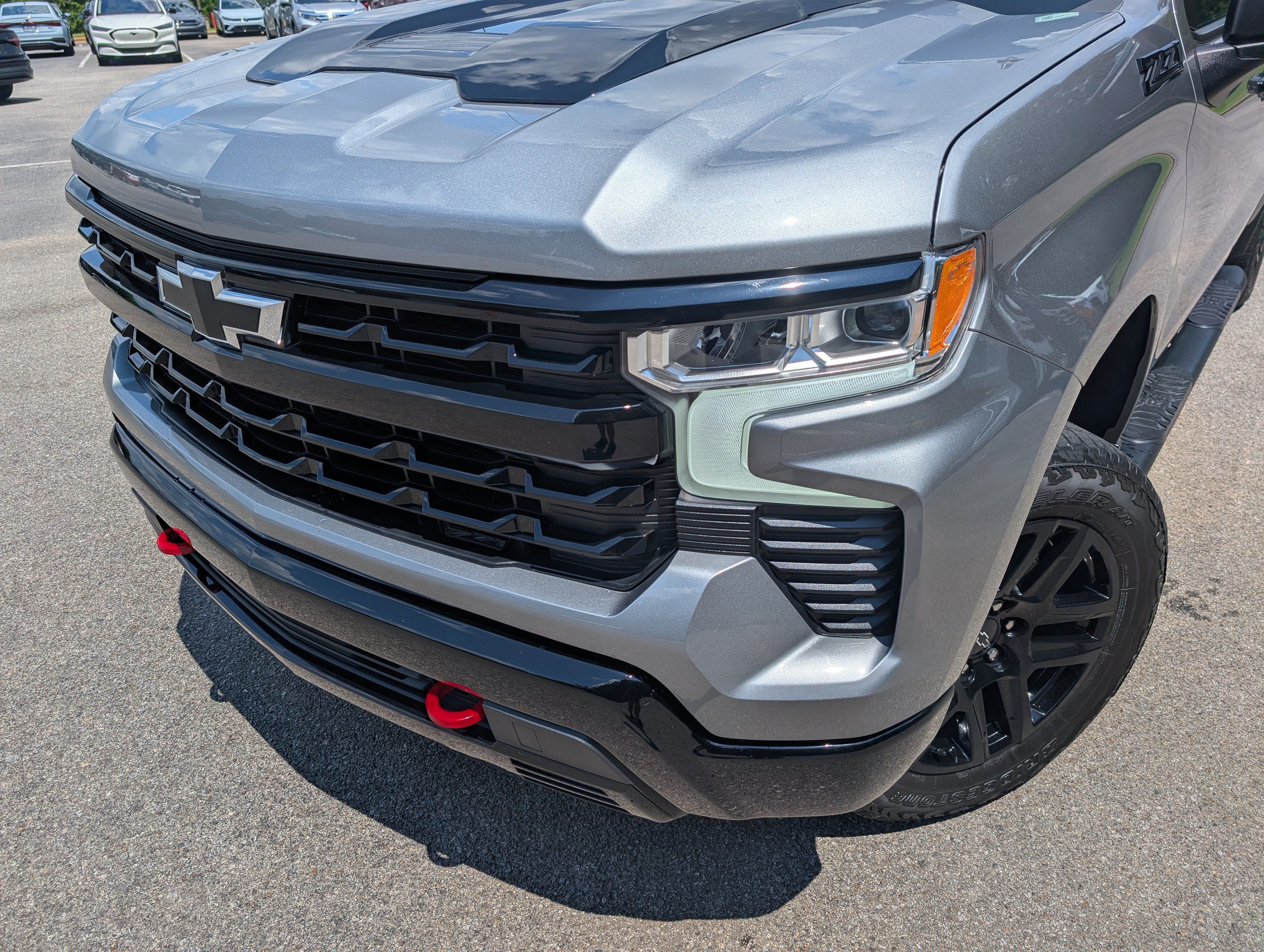 Used 2023 Chevrolet Silverado 1500 LT Trail Boss w/ Protection Package AWD/4WD image 13
