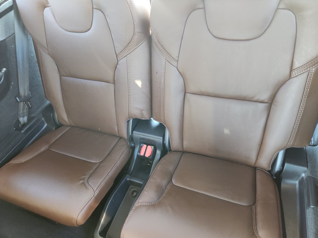 Used 2025 Volvo XC90 B5 Ultra w/ Protection Package Premier AWD/4WD image 27