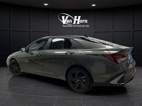 New 2026 Hyundai Elantra Sport image 5