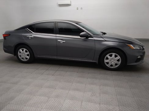 Used 2021 Nissan Altima 2.5 S FWD image 11