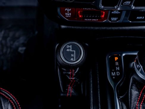 Used 2023 Jeep Gladiator Rubicon w/ LED Lighting Group image 28