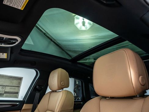 New 2026 Porsche Macan image 30