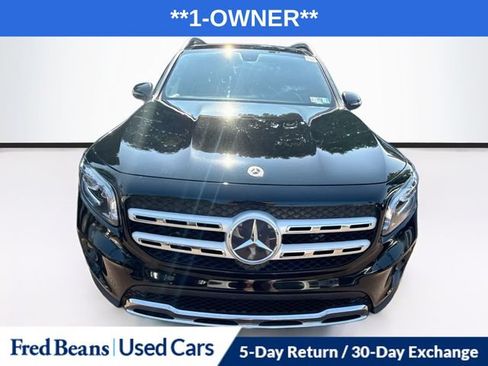 Used 2022 Mercedes-Benz GLB 250 4MATIC image 2
