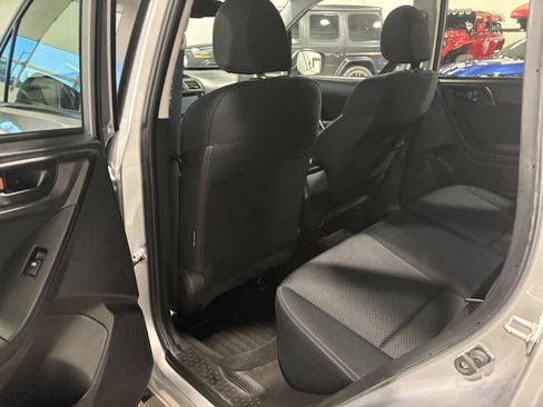 Used 2016 Subaru Forester 2.5i Premium w/ All-Weather Package AWD/4WD image 30