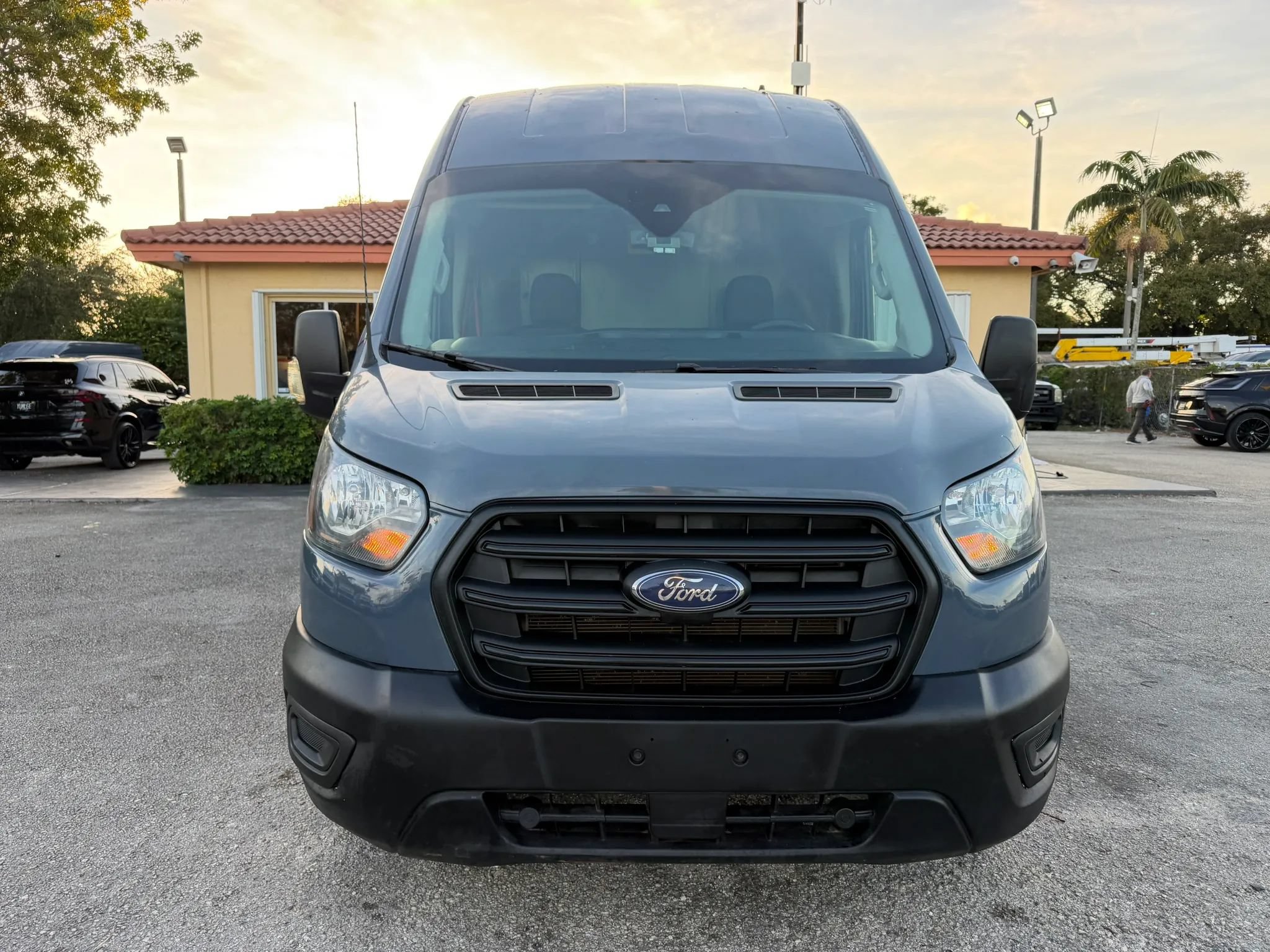 Used 2020 Ford Transit 250 148 High Roof Extended RWD image 8