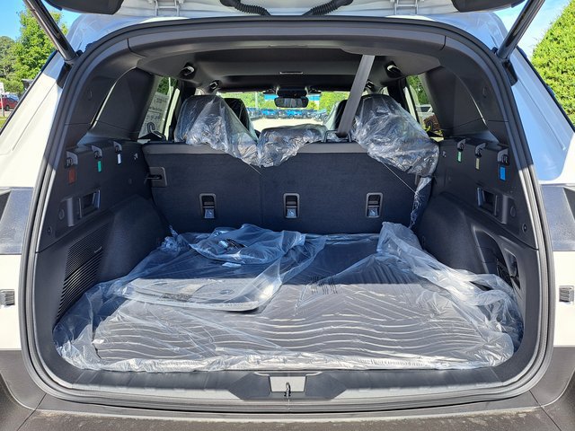 New 2026 Subaru Outback Limited AWD/4WD image 14