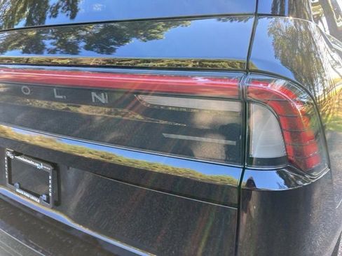 New 2025 Lincoln Navigator L Black Label image 14