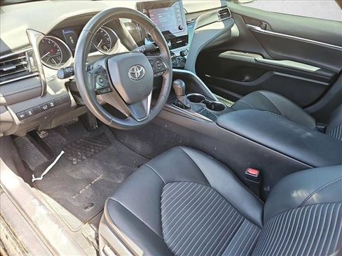 Used 2024 Toyota Camry SE FWD image 12