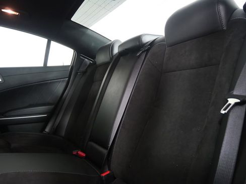 Used 2022 Dodge Charger Scat Pack w/ Dynamics Package image 12