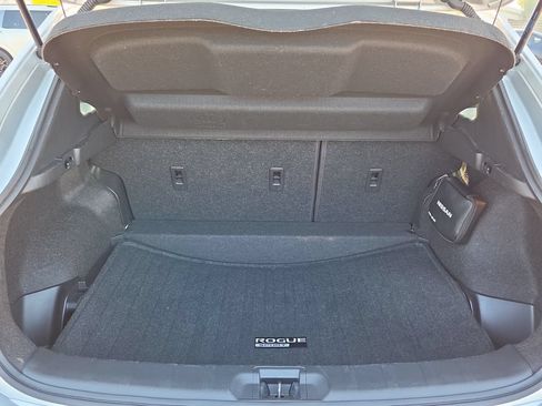 Used 2020 Nissan Rogue Sport S FWD image 16