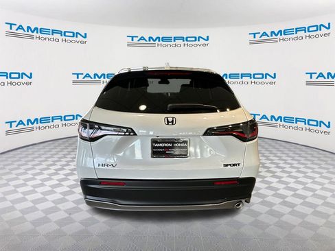 New 2026 Honda HR-V Sport image 4