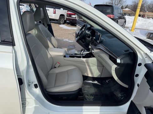 Used 2020 Nissan Altima 2.5 SL image 24