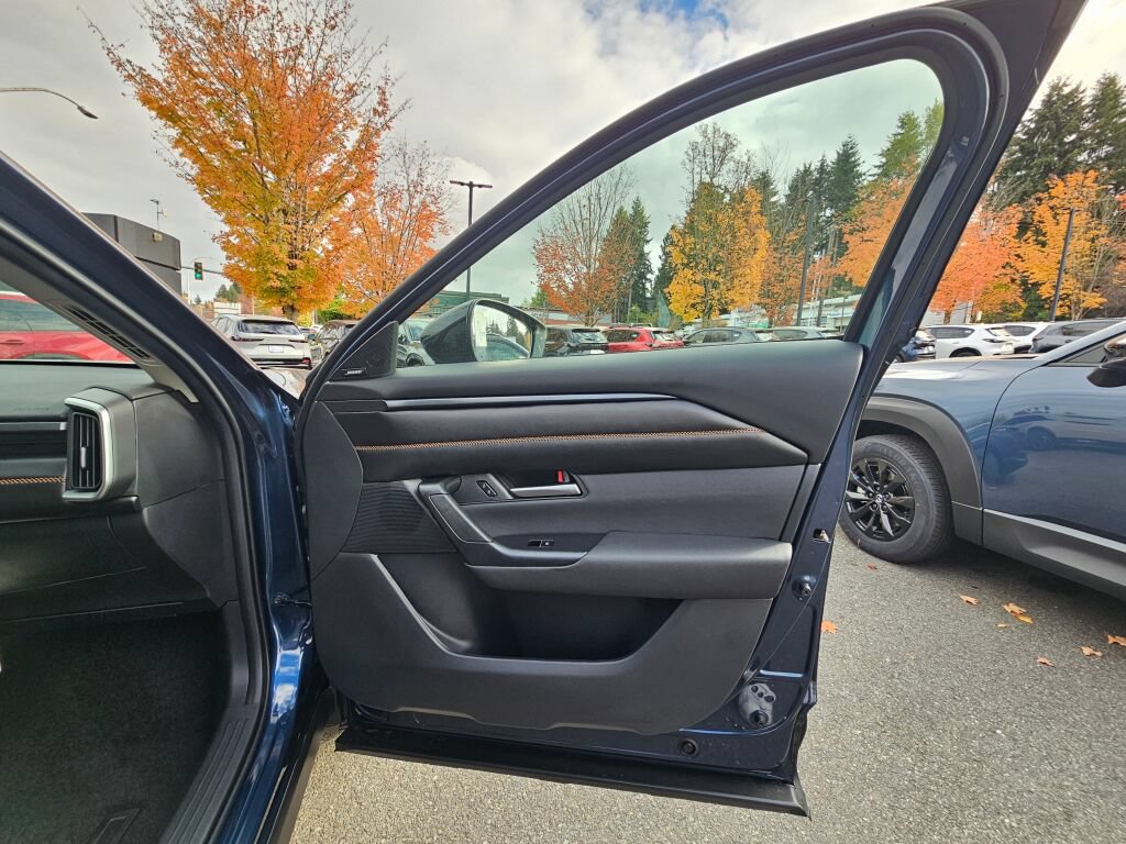 New 2026 MAZDA CX-50 AWD 2.5 Hybrid w/ Cargo Package image 32