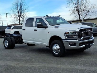New 2026 RAM 3500 Tradesman w/ Chrome Appearance Group A