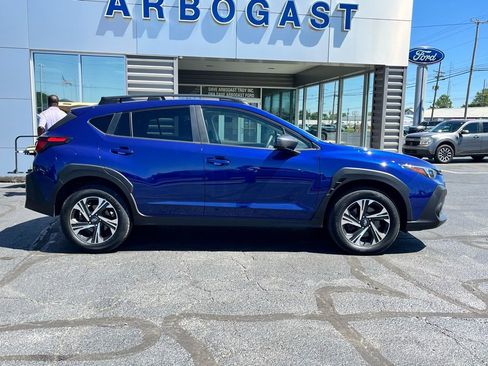 Used 2024 Subaru Crosstrek 2.0i Premium AWD/4WD image 2