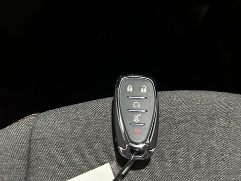 Used 2024 Chevrolet Equinox LT image 30