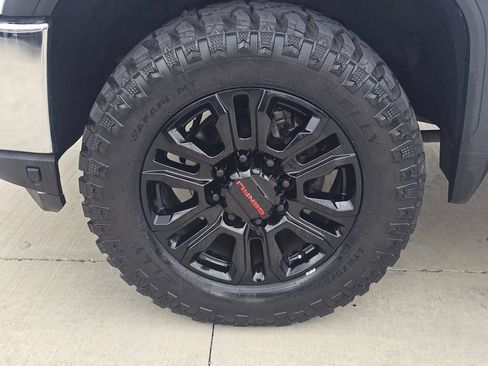 Used 2023 GMC Sierra 2500 SLE AWD/4WD image 8