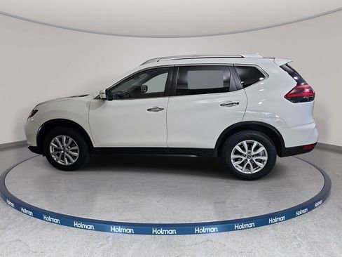 Used 2020 Nissan Rogue SV AWD/4WD image 9