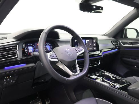 Used 2024 Volkswagen Atlas Cross Sport SEL Premium R-Line image 15