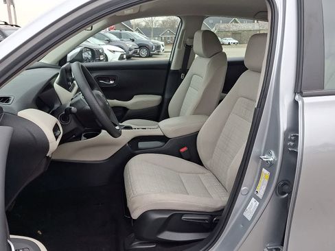 Used 2025 Honda HR-V LX image 14