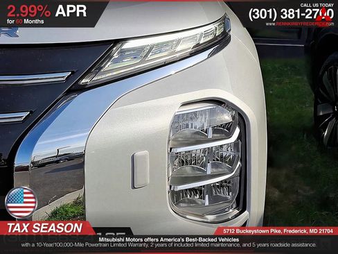 Used 2025 Mitsubishi Outlander SE image 6