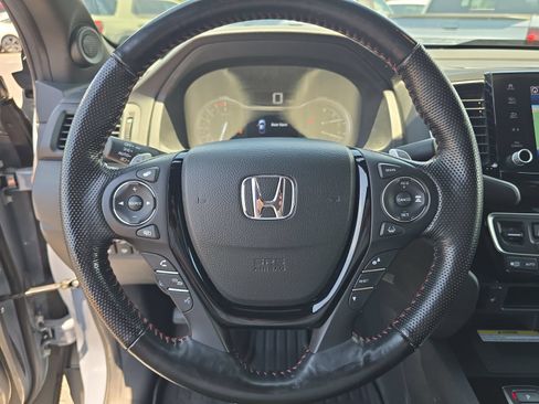 Certified 2023 Honda Ridgeline Black Edition image 25