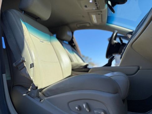 Used 2014 Cadillac XTS image 18