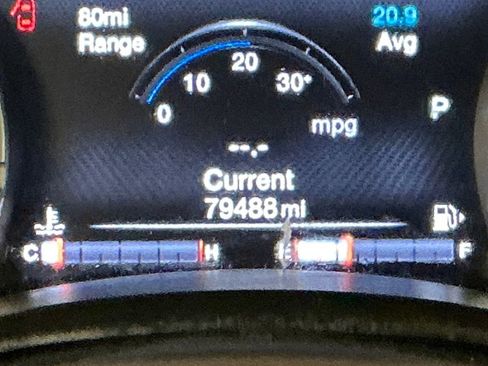 Used 2016 Jeep Renegade Limited image 17