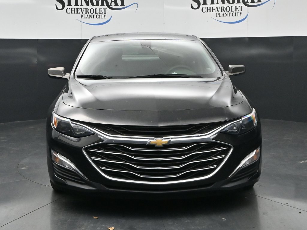Used 2021 Chevrolet Malibu LS FWD image 2