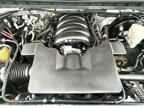 Used 2017 Chevrolet Silverado 1500 High Country image 10